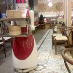 小笼王包子“牵手”正餐 机器人当服务员|餐饮界