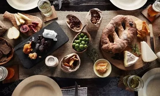 外婆家PK绿茶，谁的性价比更高？