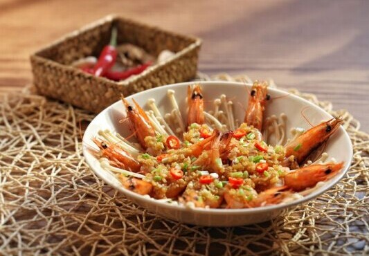 金针菇蒜蓉开背虾