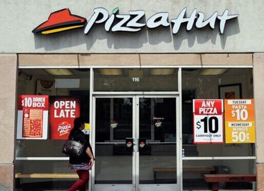 沾了“超级碗”的光，必胜客也火了一把