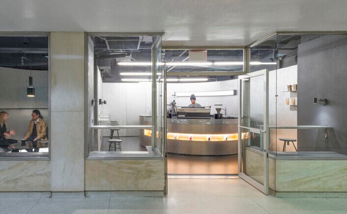 脑洞不够大？看看这家地铁里的咖啡馆吧