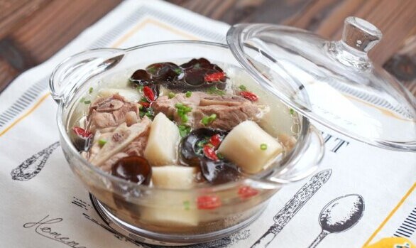 木耳山药排骨汤