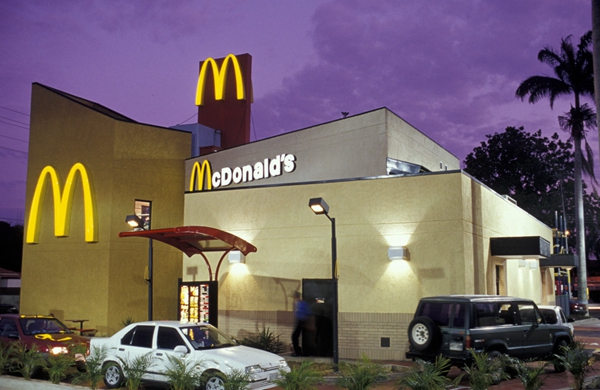 麦当劳再怎么牛，也依然干不过趋势