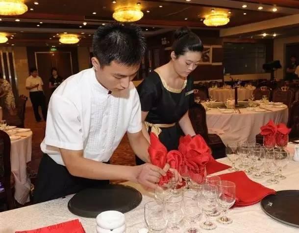 这样的餐饮管理者，所有的员工都爱！