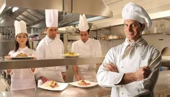 这样的厨师长，才是餐饮老板想要的！