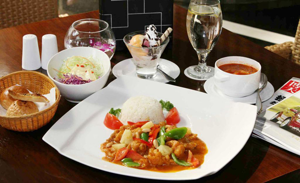 越来越接地气的西餐，为什么顾客还是不买账？