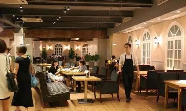 这家“潮”餐厅做到整个城市为之“疯狂”，背后的秘密竟是这样！