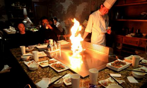 57度湘PK望湘园，6种不同玩法，谁是湘菜大玩家？