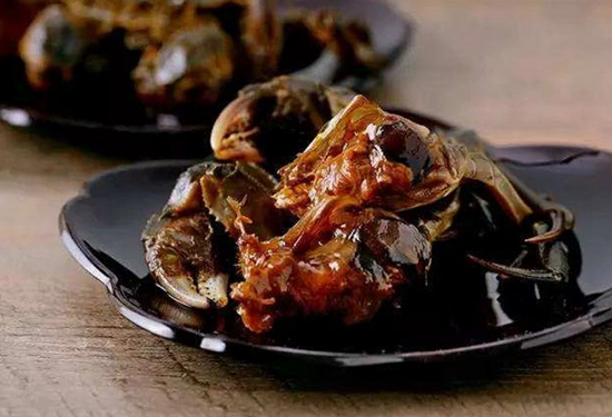 这位90后的互联网餐饮创业，被阿里系投资盯上了