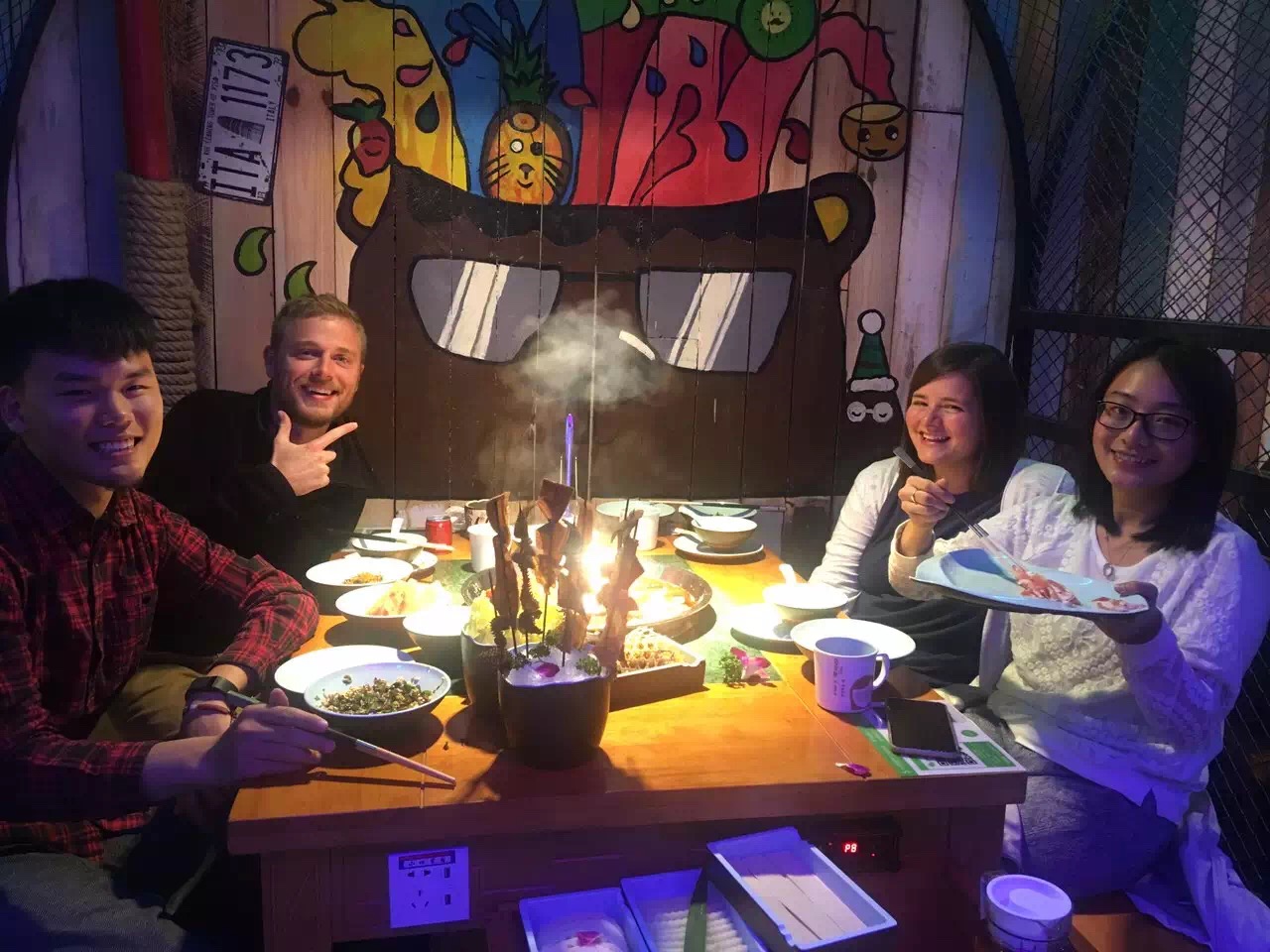 吃火锅讲究的就是脾性与信任