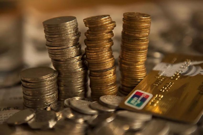 嘉和一品说用期货思维做餐饮，那重点是期货思维还是餐饮？