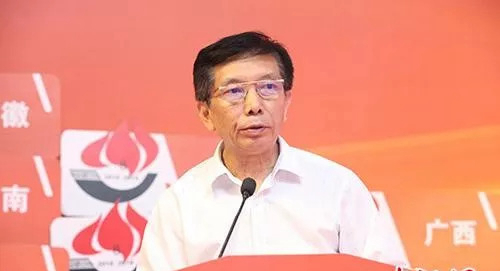 餐饮业如何应对炒菜机器人？中烹协会长这样说