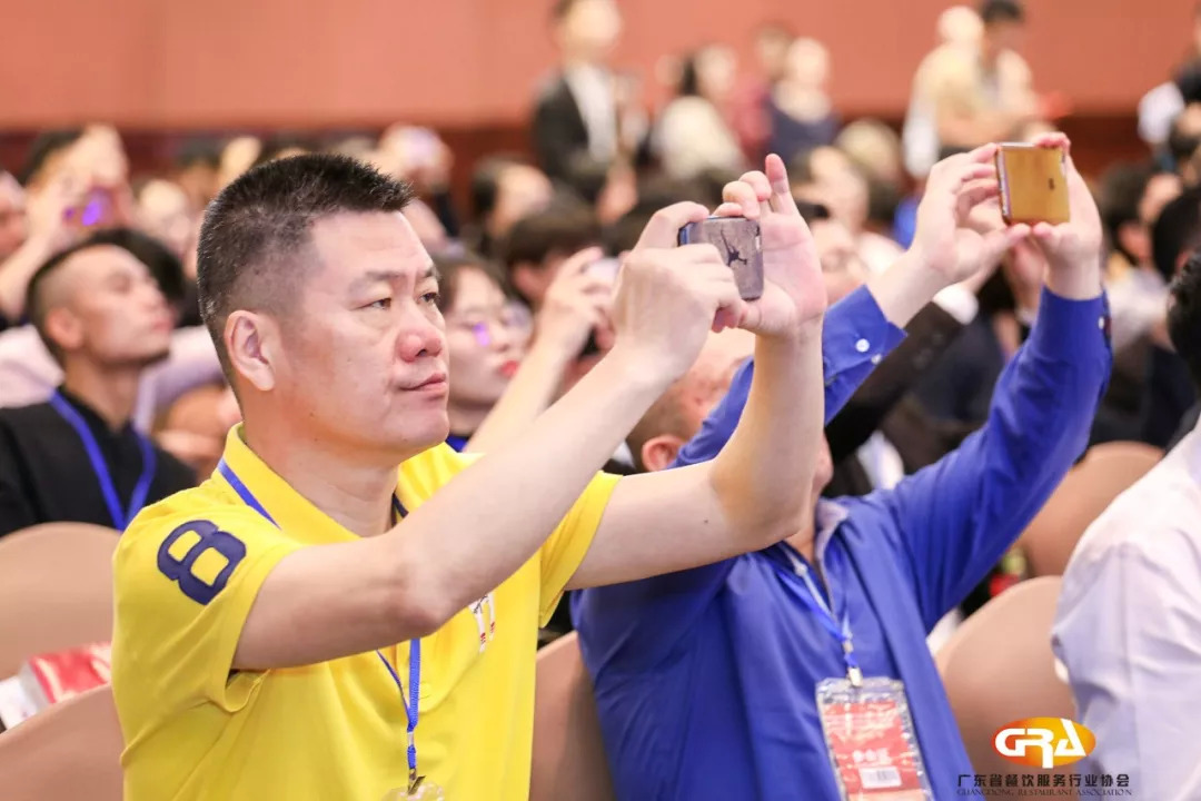 第四届中国餐饮业商业模式论坛圆满落幕，600位餐饮精英齐聚探讨新时期、新餐饮、新模式