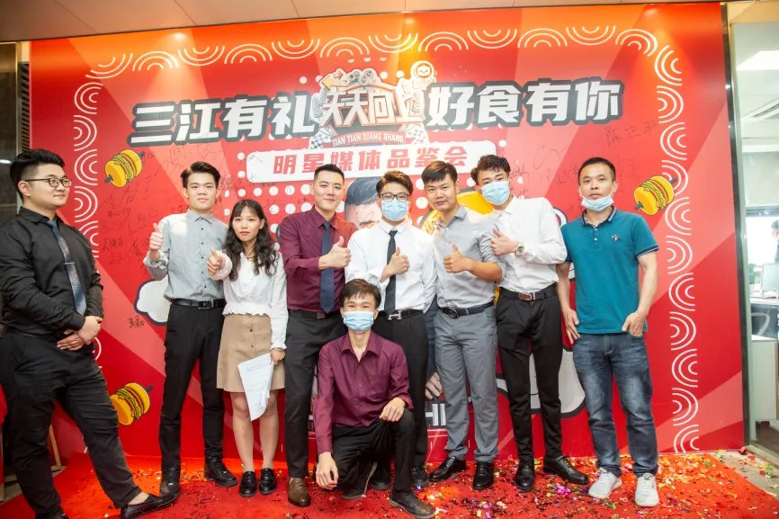 小吃快餐成创业主流？投资者“扎推”快餐品牌招商会|餐饮界