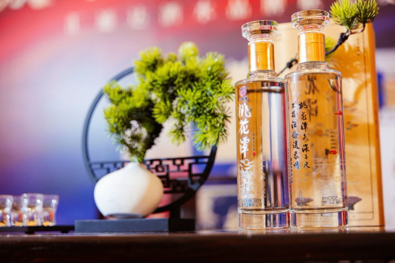 桃花潭酒坛香型发布会：一场风味重塑的白酒创新探索