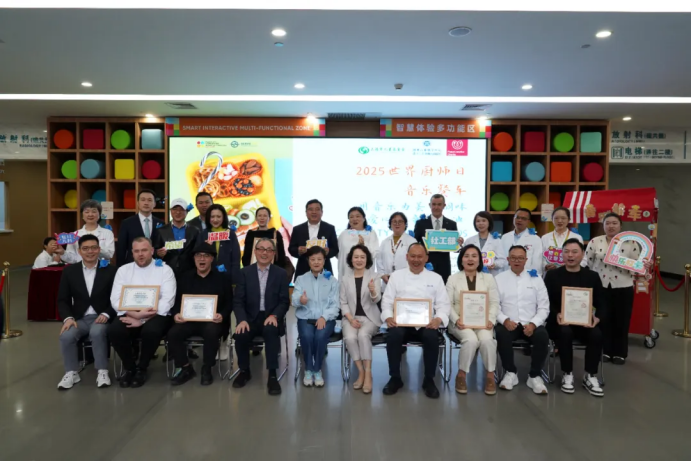 以鱼为媒，为爱筑梦：天蕴三文鱼以天山至味，暖沪上童心